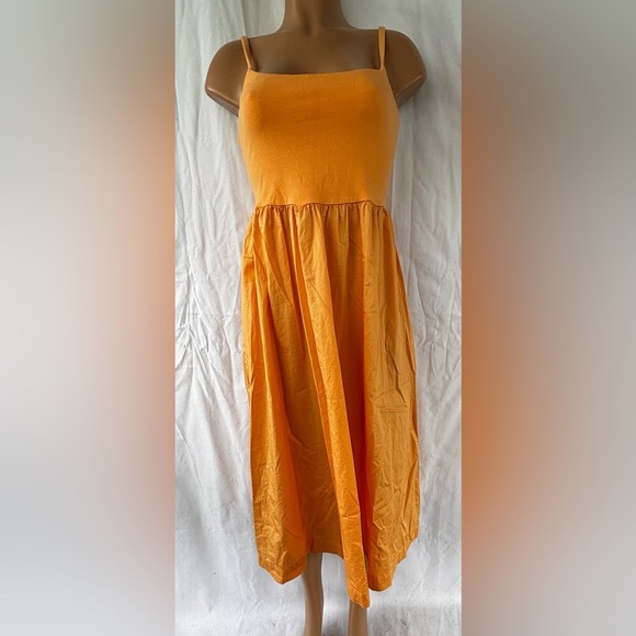 Old Navy Orange Sundress - Picture 6 of 8